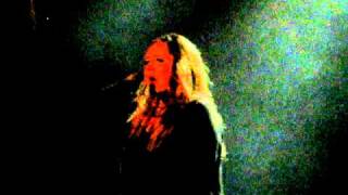 Adele - Make you feel my love - Live @ Koln 07-04-2011