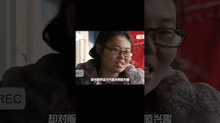 33歲啃老族的無恥行徑！巨嬰十年不工作，還對父母惡語相向，令人發指！