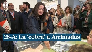 Le niegan la mano a Inés Arrimadas cuando acude a votar