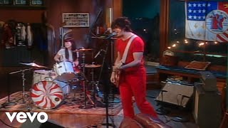 The White Stripes - Screwdriver (Live on The Late Late Show with Craig Kilborn)