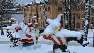 Stockholm Walks: Skeppsholmen. Picasso, people and picturesque ships in snow. Favorite city spot