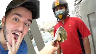 GIVING 100,000 TIP TO DELIVERY GUY!