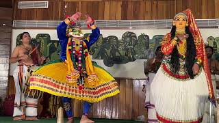 Kathakali depiction of Mahabharata, Episode 4: Lord Krishna assures Draupadi.