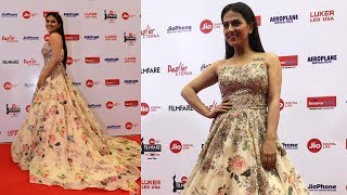 Shraddha Srinath Hot At Red Carpet 65th Jio Filmfare South Awards 2018