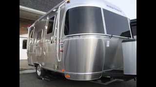 2014 Airstream International Signature 19C Bambi Travel Trailer Camping RV