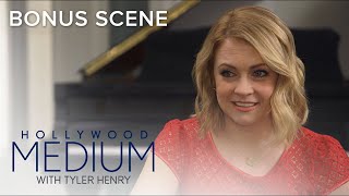 Tyler Henry Sees Into Melissa Joan Hart's Future | Hollywood Medium with Tyler Henry | E!