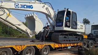 หัวลากโรเบทสามเพลามารับนายพญาผมขาวไปโคราช xcmg xe205d excavator