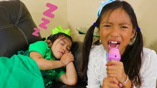Wendy & Jannie Pretend Play Late for School Wake Up Morning Routine for Kids