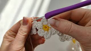 How to Crochet Daisy Chain Bookmark