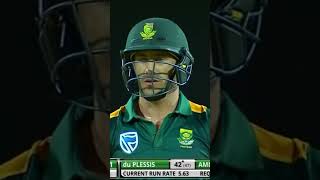 Faf du Plessis Straight Six to Starc 🎯 #shorts #cricket