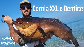 Una CERNIA XXL e un Dentice in Verticale - kayak fishing #kayakfishing #cernia #dentice