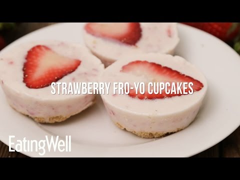 Strawberry Fro-Yo Cupcakes