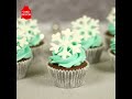 snowflake cupcakes