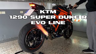 KTM Super Duke R 1290 Akrapovic Evo Line (Cold start \u0026 Flames)