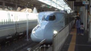 N700系新幹線！【さくら553号】発車シーン＠新大阪駅 2011/10/18