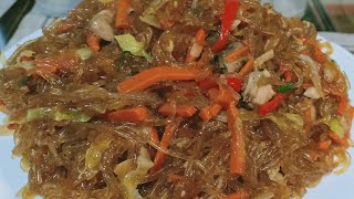 PANCIT SOTANGHON GUISADO /  SAUTEED VERMICELLI NOODLES