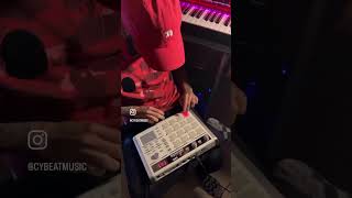 Finger Drumming on the Korg PadKontrol #beatmaking #beatmaker #mpc #beats #flstudio #fingerdrumming