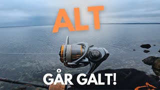 Når alt går galt på kysten! 🤯 Fisk og linekludder 🎣