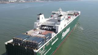 Finneco III on the Western Scheldt near Vlissingen