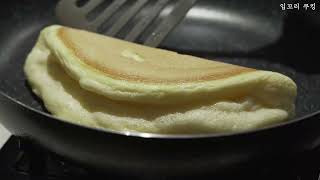 It's a very simple ingredient. A soft dessert made with 2 eggs! Anyone can make it easily.