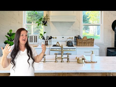 MY FAMILY is coming to visit us! Let me explain… Painting my kitchen cabinets FINALLY!