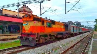 12284 Hazrat Nizamuddin Ernakulam Duronto Express Skips Udupi At Terrific Speed