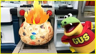GIANT COOKIE PLAY Food Toys with Bakery and Play Kitchen
