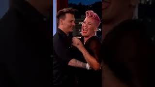 Johnny Depp kissing Jimmy Kimmel on the lips😘😁