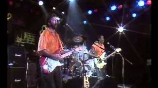 Eric Clapton - Tearing Us Apart - Live @ Montreux 1986