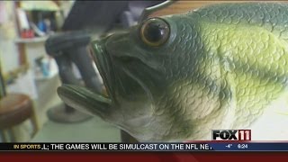 Singing Fish Stops Burglary