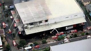 静岡・吉田町で倉庫火災、消防署員と警察官計４人が行方不明