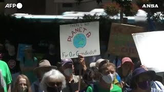 Cop26, centinaia di attivisti sono scesi in piazza a Sidney