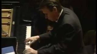 Mikhail Pletnev Plays Liszt Piano Concerto No. 2 in A major, S.125