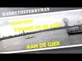 Veerpont Tonnie de Blank aan de gier leggen voor het hoge water.