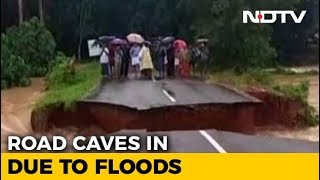 Caught On Camera: In Kerala, Road Caves In After Heavy Rain Caught On Camera: In Kerala, Road Caves In After Heavy Rain