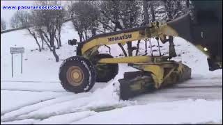 Kulp'ta beklenen kar yağışı başlad, İlçe beyaza büründü