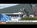 갑자기 고속버스에 날아든 승용차 sbs