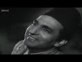 Aaine Men Ek Chaand (Video Song} fILM - Elaan 1947 -Surendra Nath, Amirbai Karnataki -Music Naushad