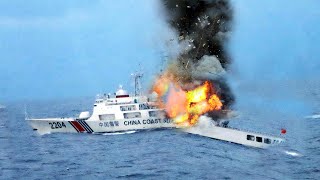 US and Philippines Navy Destroy China Coast Guard in South China Sea