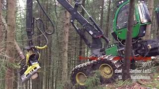 Forst Harvester im Hang