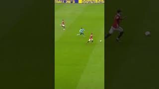 Licha's speed and smooth defending #manchesterunited