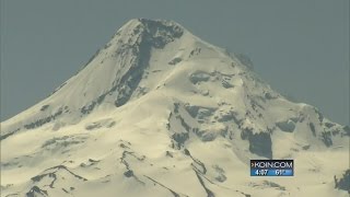 Mount Hood peak may get 4 volcano monitors