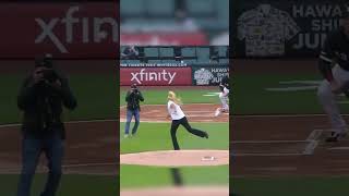 The first pitch is the funniest and most impressive thing in sports 😂