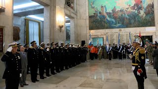 Taiana conmemoró el 25 de Mayo con una ceremonia militar en el Edificio Libertador