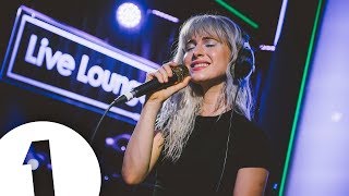 Paramore - cover Drake's 'Passionfruit' in the Live Lounge