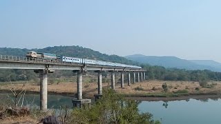 Splendid Konkan Railway : Madgaon Janshatabdi Express with WDG4 on Shastri River Bridge