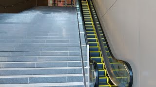 TOHOシネマズ池袋入り口上りエスカレーターTOHO Cinemas Ikebukuro Escalator