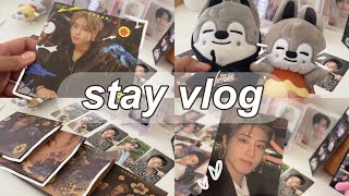 stay vlog // unboxing wolfchan skzoo, 5-STAR digipacks & skz trades/sales 💌