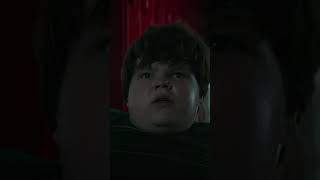 Me trying to convince myself I have friends 😰 #warnerbros #horrorfilm #pennywise #it #itchapter2