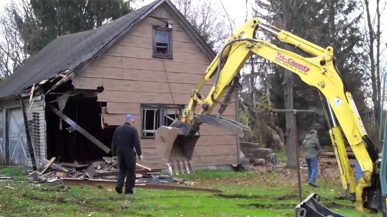 Garage Demolition 11 9 2013 - YouTube